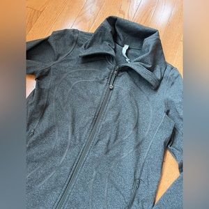 Lululemon EUC Zip Up Green/Gray Size 6